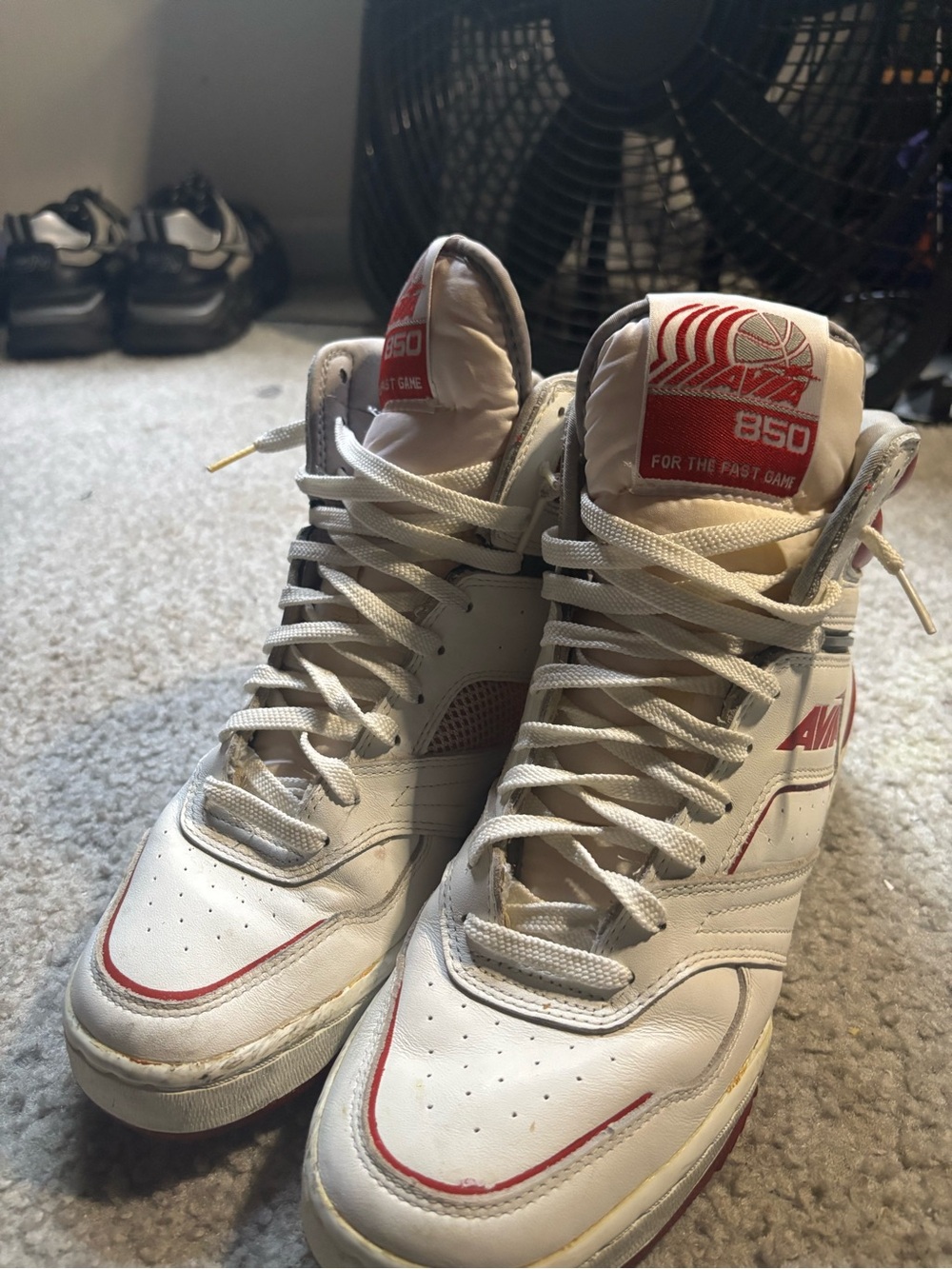 Avia 850 White with Red Accents High-Top Sneakers